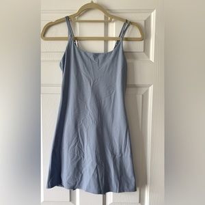 Abercrombie travelers dress